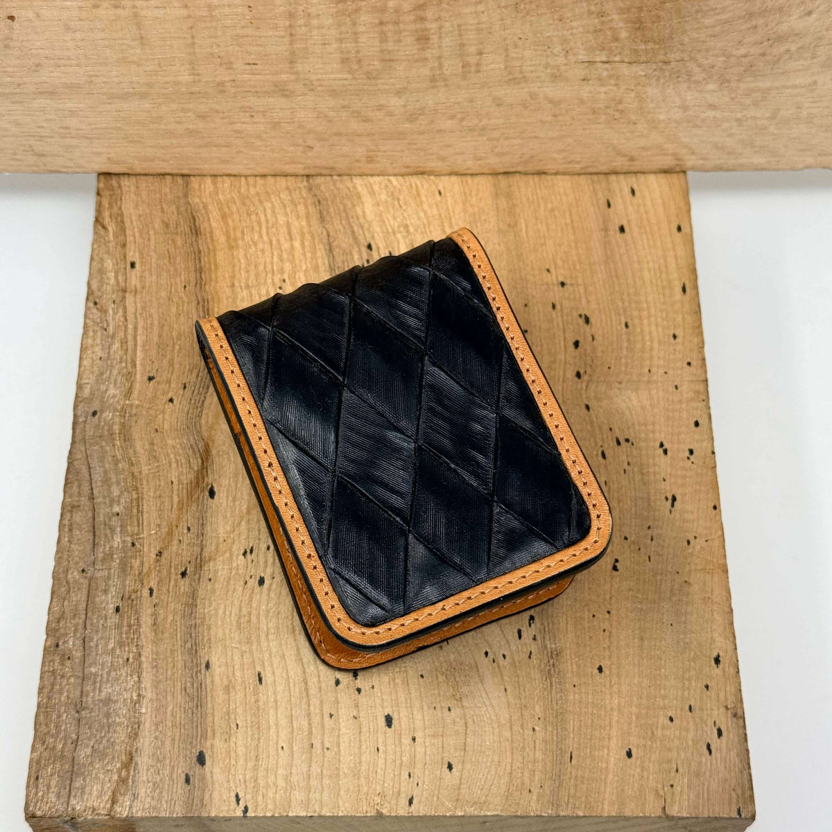 Rancher’s Wallet – Range Flower /  Black-Natural / 0104