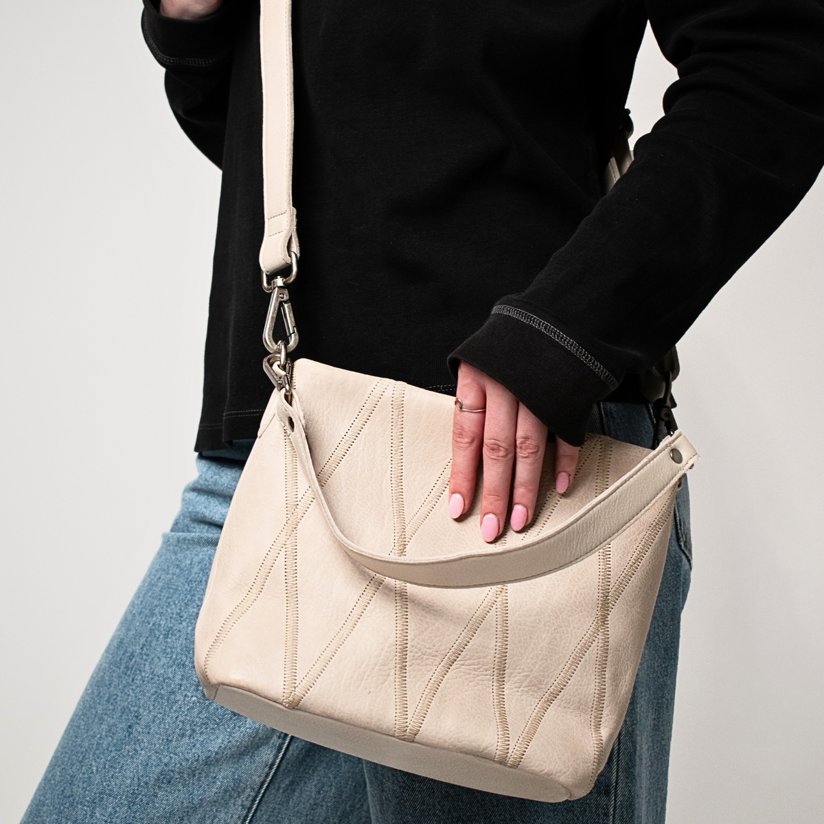Ivy Diamond Leather Crossbody Bag
