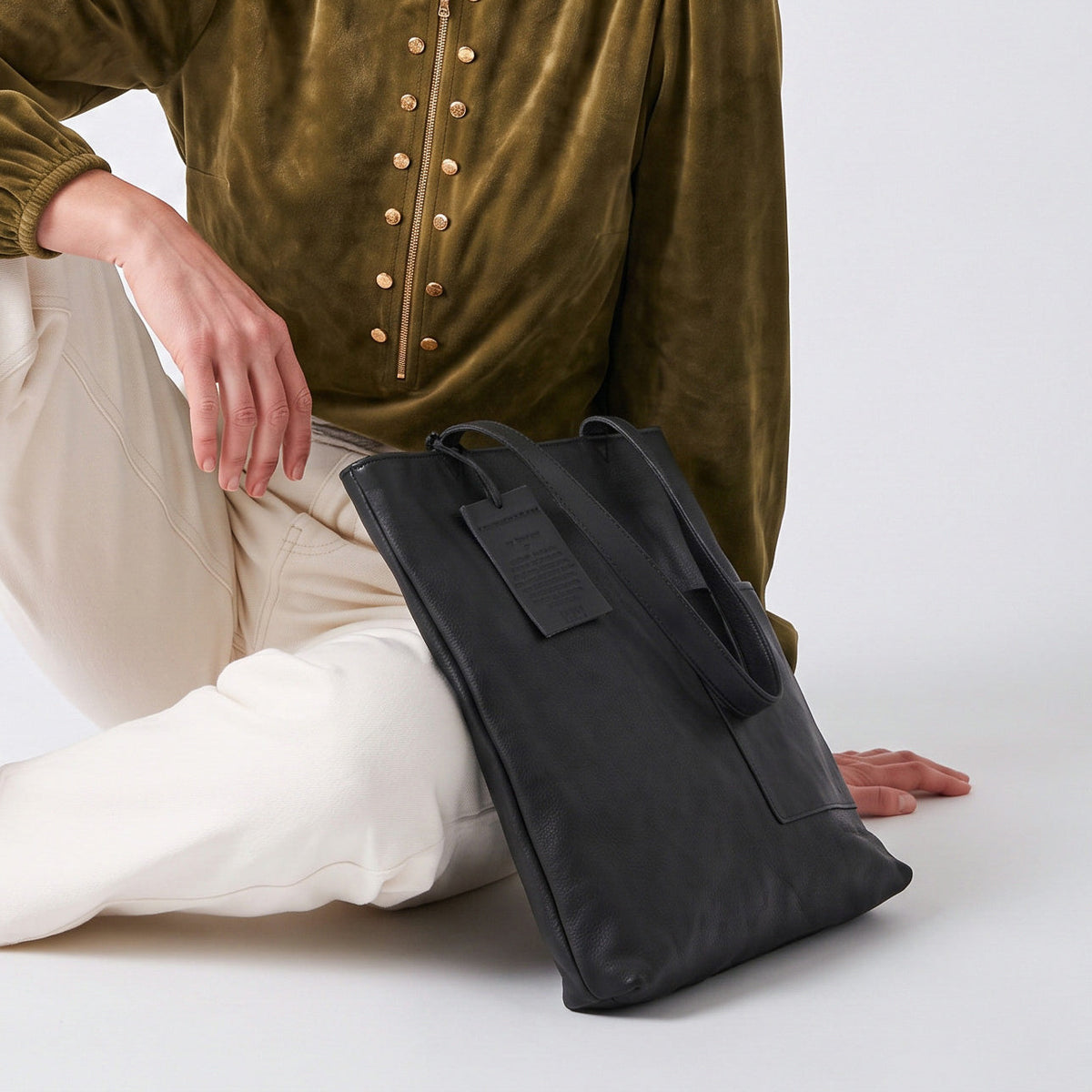 Leon Leather Tote Bag