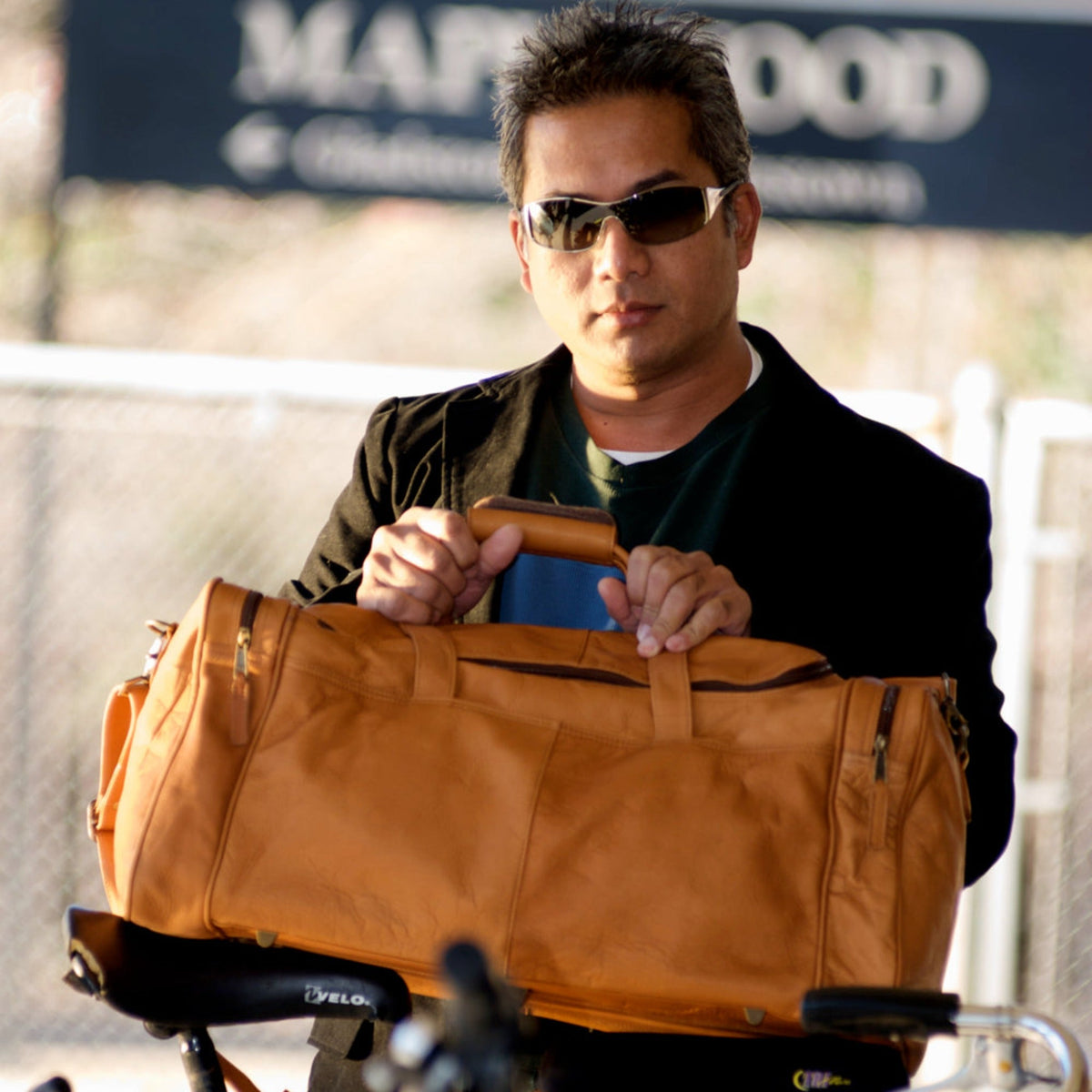 Tour Leather Bag