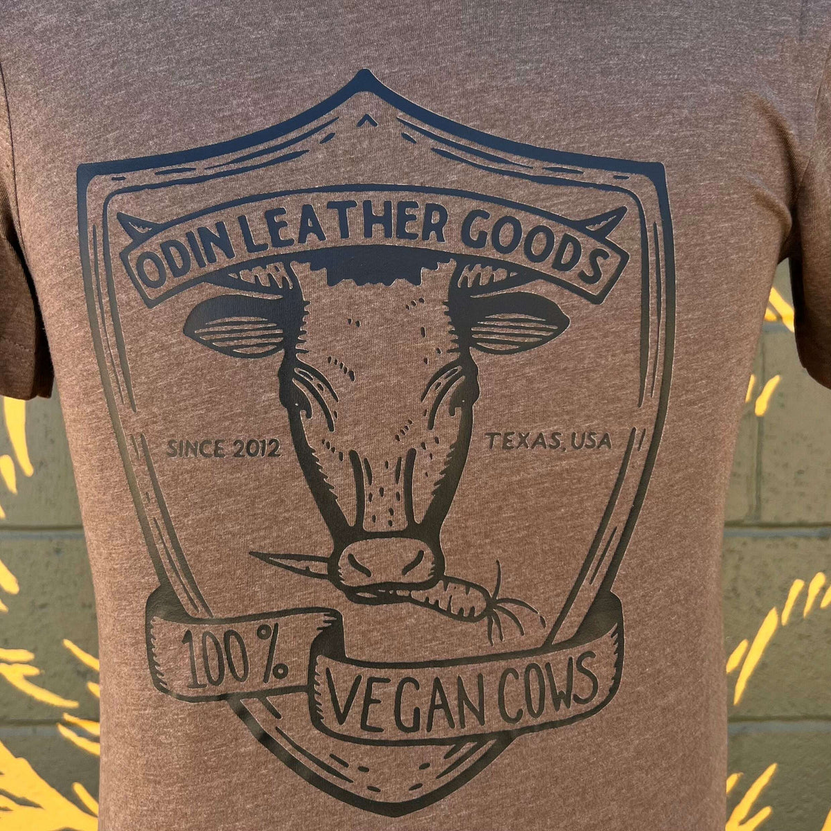 T-Shirt: 100% Vegan Cows
