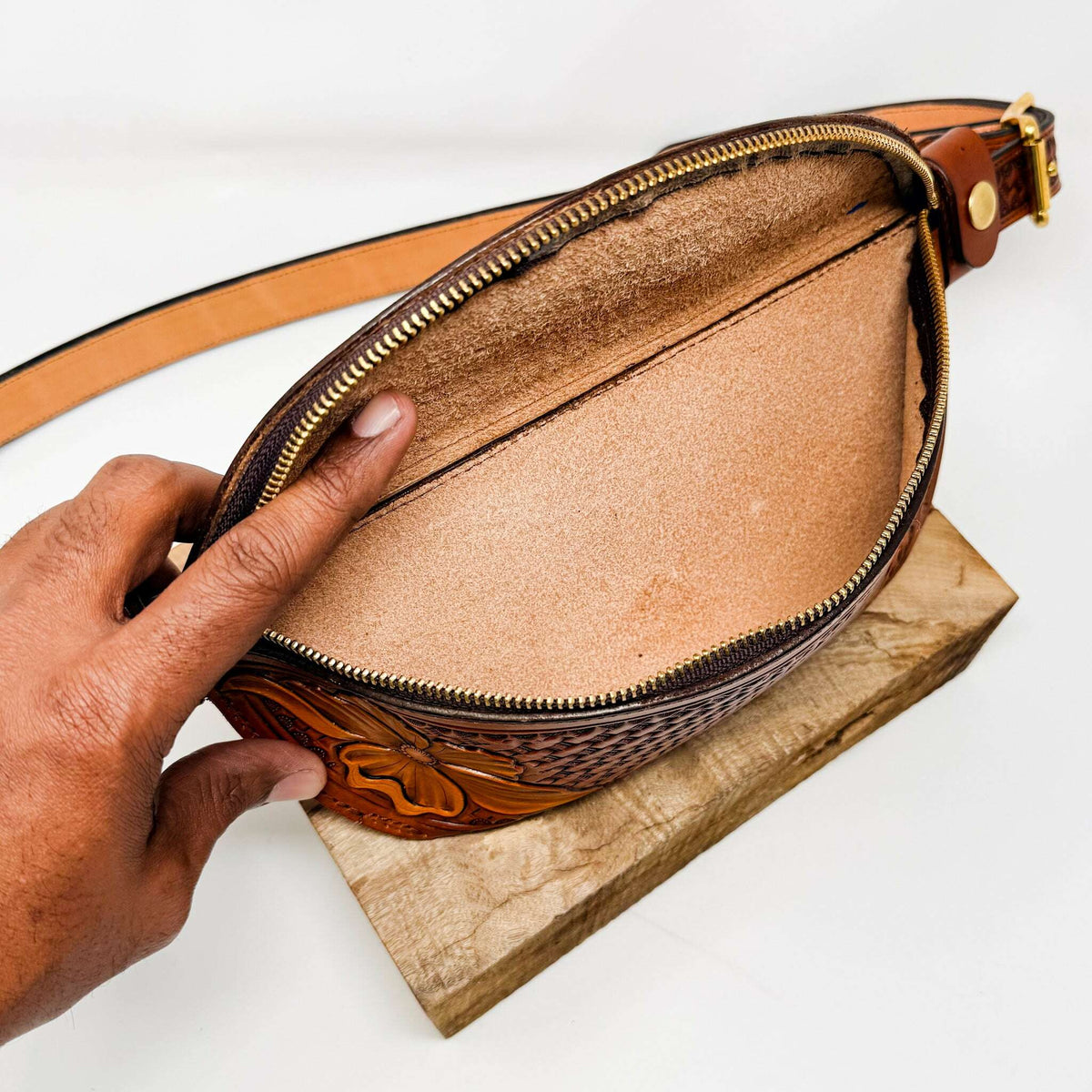 Cowgirl Bum / Cross-Body Bag No. 01