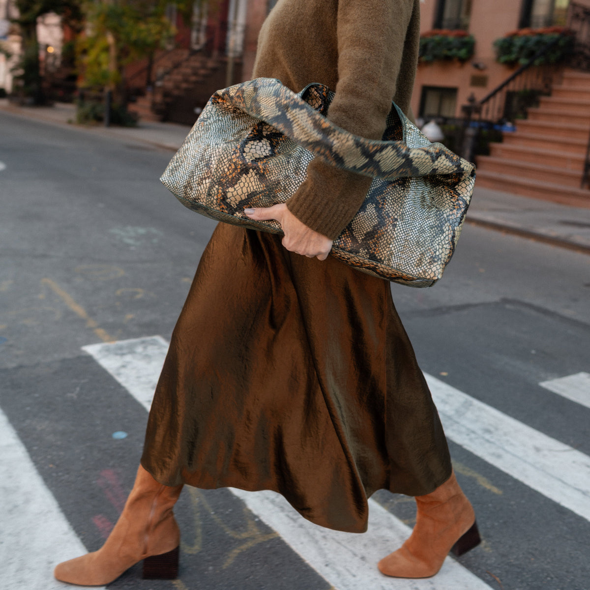Lindsey Leather Tote Bag