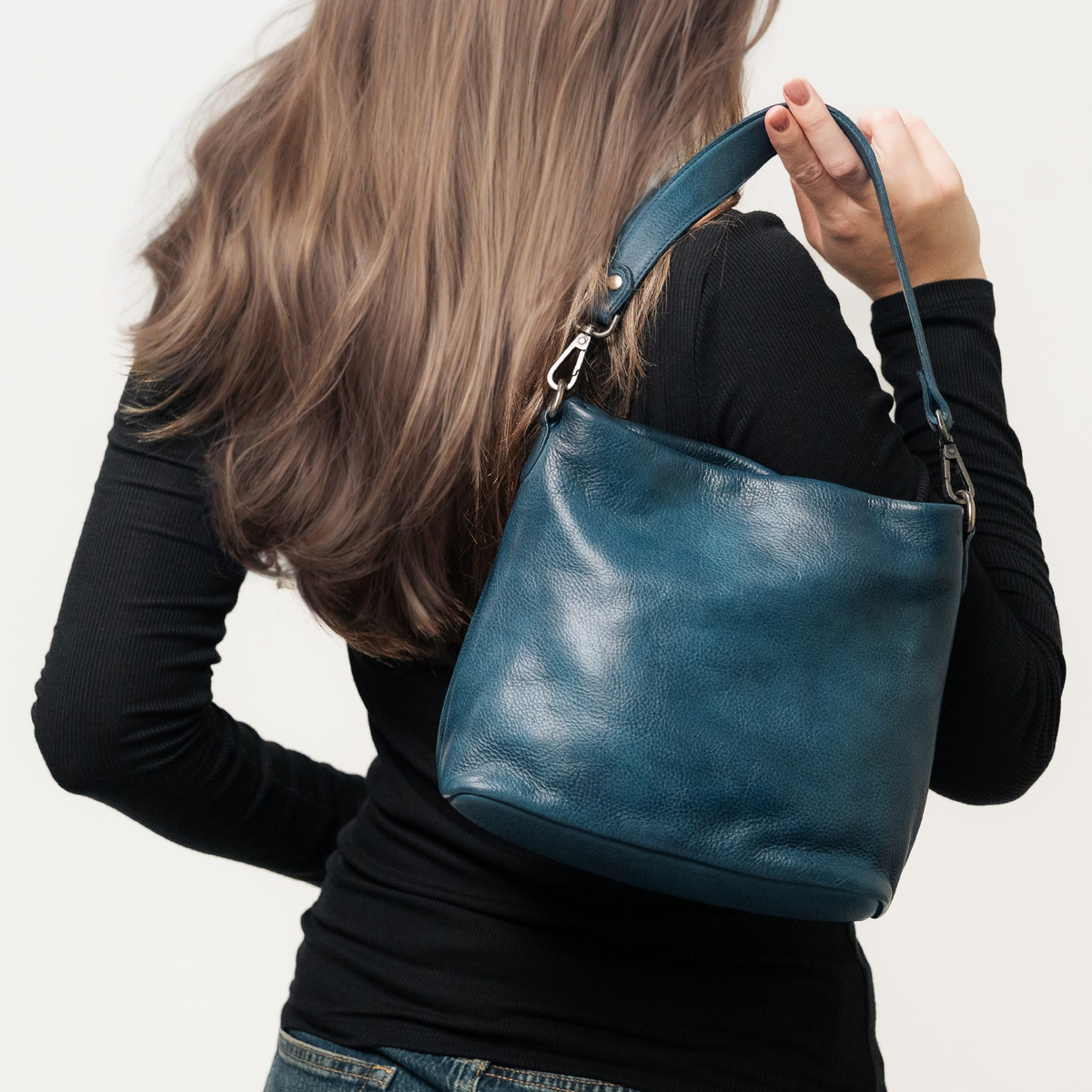 Ivy Leather Crossbody Bag