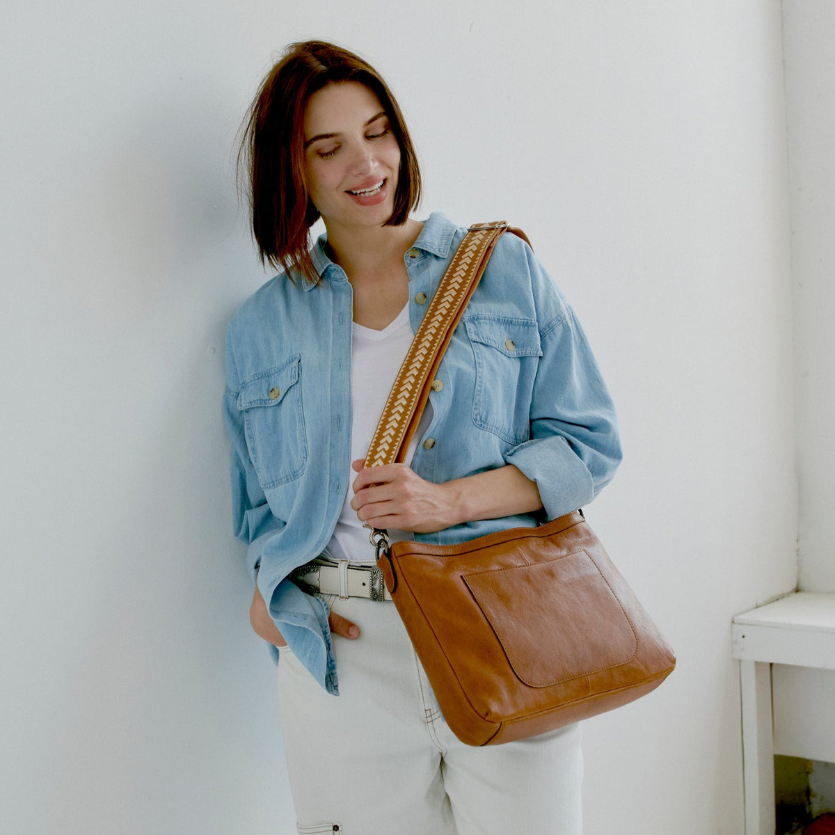 Vista Leather Crossbody Bag