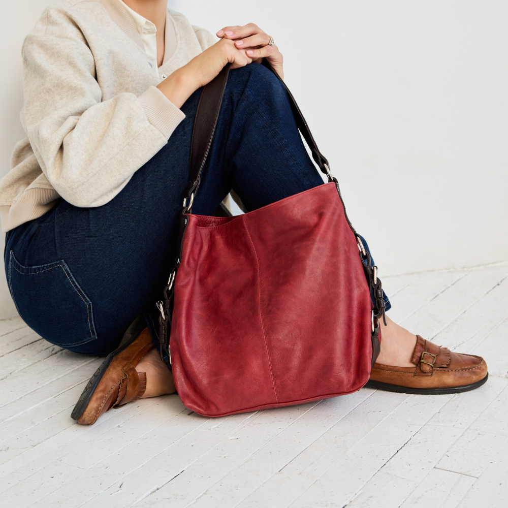 Simone Md Leather Shoulder Bag