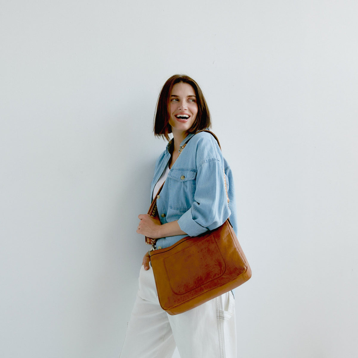 Vista Leather Crossbody Bag